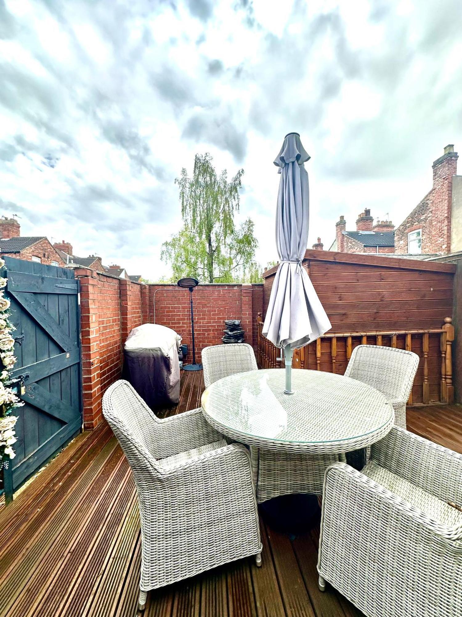 Arthur Street, Stylish 3 Bedroom House 킹스턴어폰헐 외부 사진