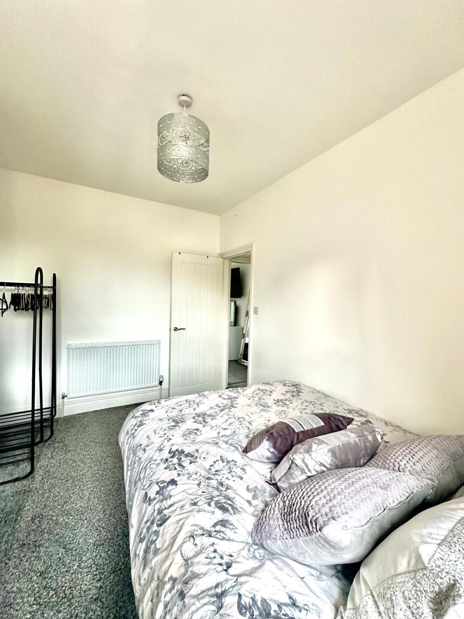 Arthur Street, Stylish 3 Bedroom House 킹스턴어폰헐 외부 사진